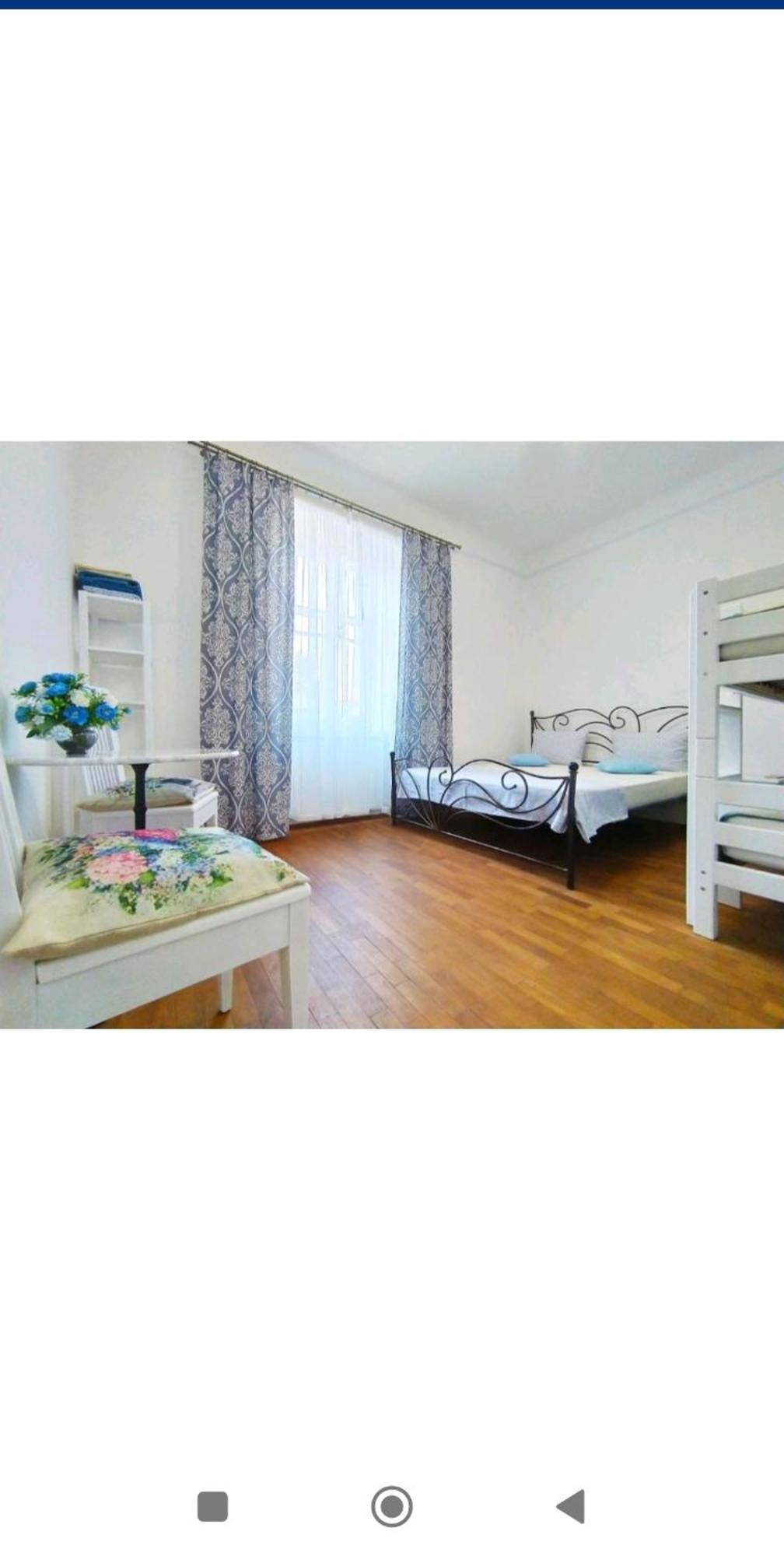 Guest House Izola Buitenkant foto
